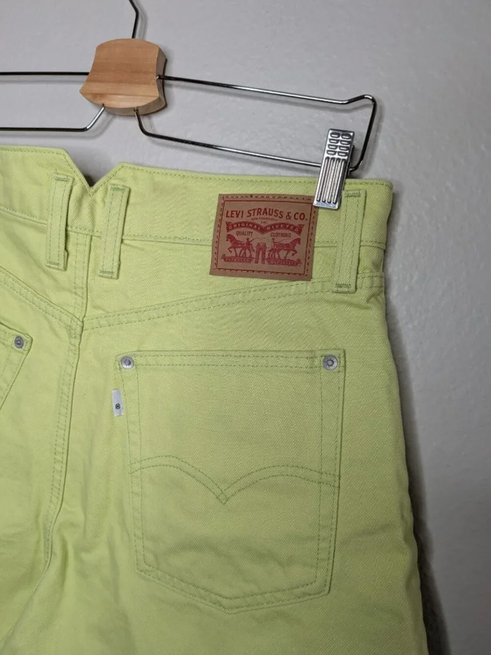 Levi's High Waisted Mom Denim Jean Shorts Button Fly Lime Green Size 31